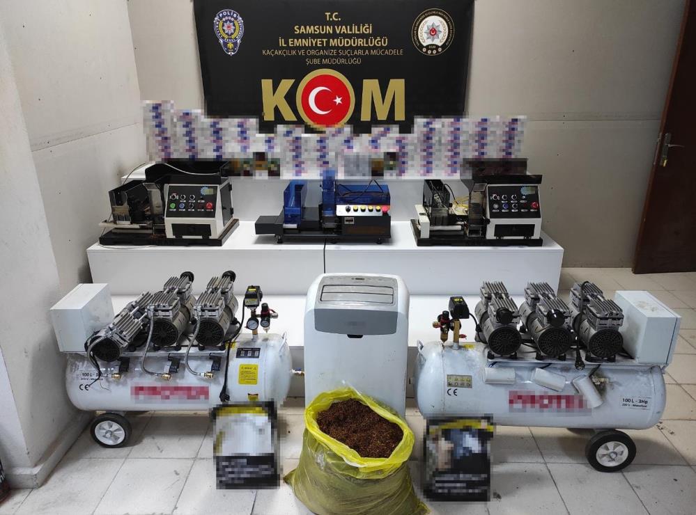 Samsun'da bir evde otomatik sigara sarma makineleri ve 20 bin makaron ele geçirildi