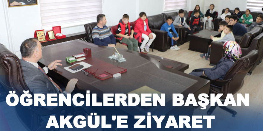 Öğrencilerden Salıpazarı Belediye Başkanı Akgül'e ziyaret