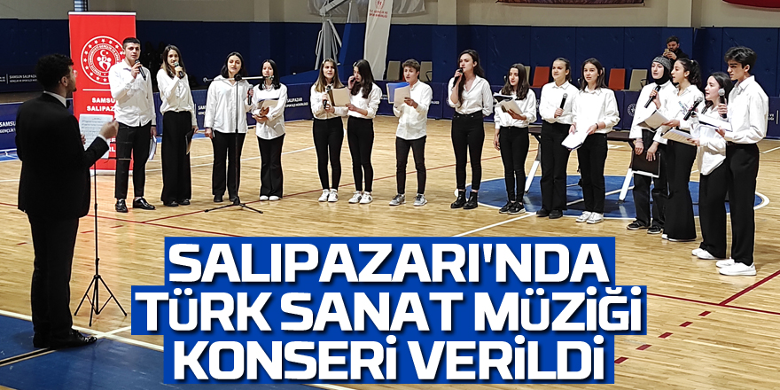 Salıpazarı'nda Türk sanat müziği konseri verildi