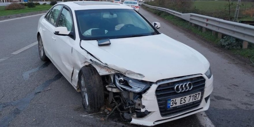 Samsun'da otomobil bariyere çarptı: 1 yaralı