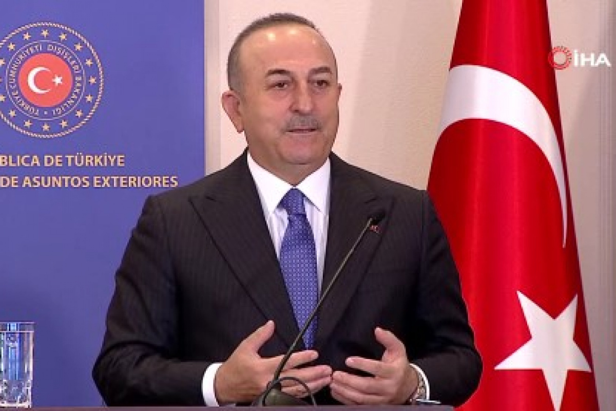 Dışişleri Bakanı Mevlüt Çavuşoğlu'ndan konsolosluk kapatan ülkelere tepki