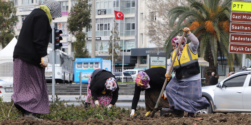 Samsun'un refüjleri kadınların elinde güzelleşiyor