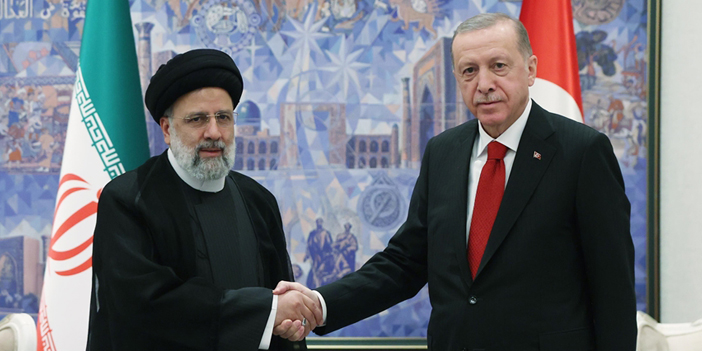 Cumhurbaşkanı Erdoğan, İran Cumhurbaşkanı Reisi ile telefonda görüştü