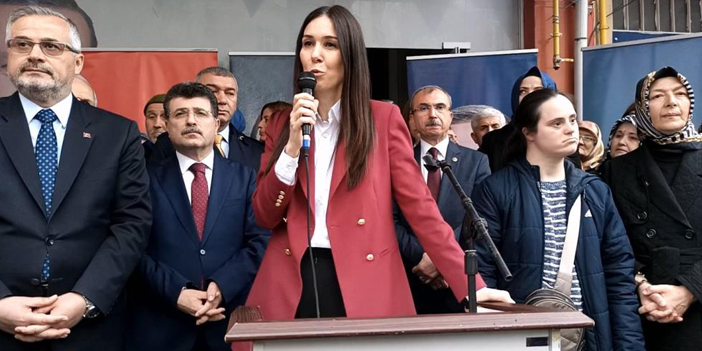 Karaaslan: "Cumhurbaşkanımızın liderliğine bu ülkenin daha uzun yıllar ihtiyacı var"