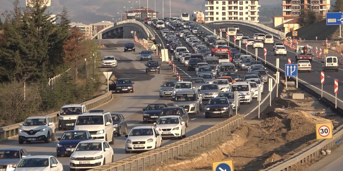 43 ilin geçiş güzergahında bayram bilançosu belli oldu: 627 bin araç geçiş yaptı