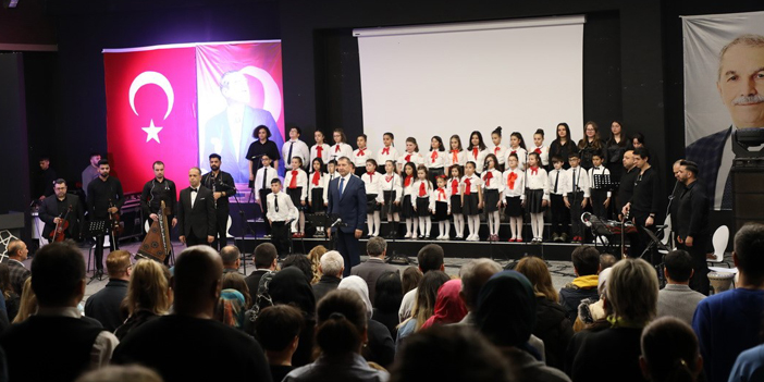 40 kişilik çocuk korosundan unutulmaz konser