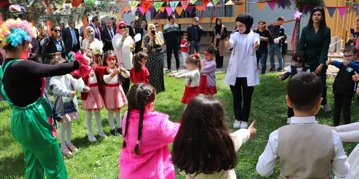 Anaokulu öğrencilerine 23 Nisan Çocuk Şenliği düzenlendi