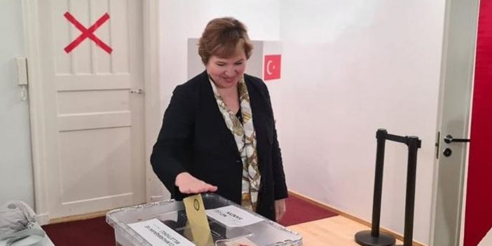 Finlandiya ve Lübnan'da Türkiye'deki Cumhurbaşkanı ve Milletvekili Seçimleri için oy verme işlemi başladı