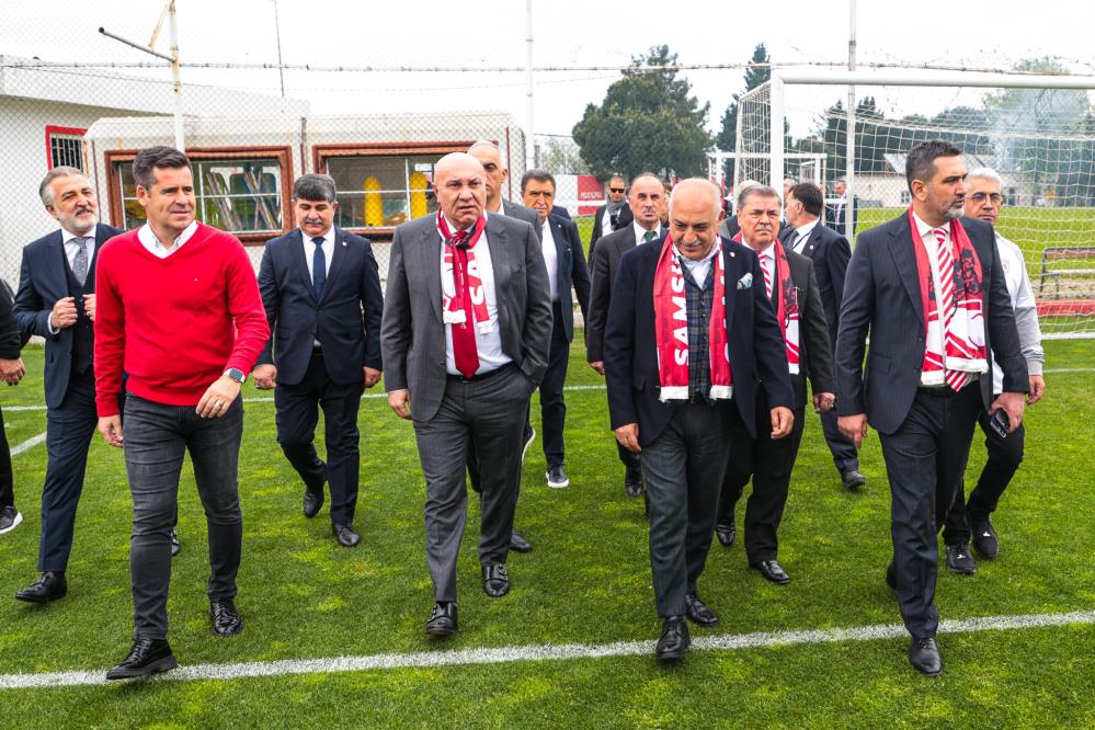 TFF Başkanı Büyükekşi, Samsunspor tesislerini inceledi