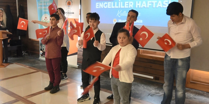 Özel öğrenciler 'yaza merhaba' dedi