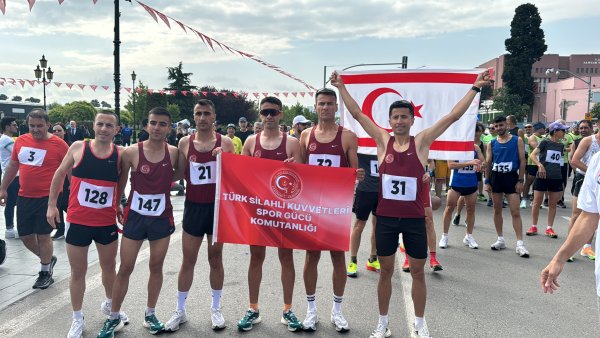 aa-20240519-34610780-34610777-samsunda-19-mayis-yari-maratonu-yapildi.jpg